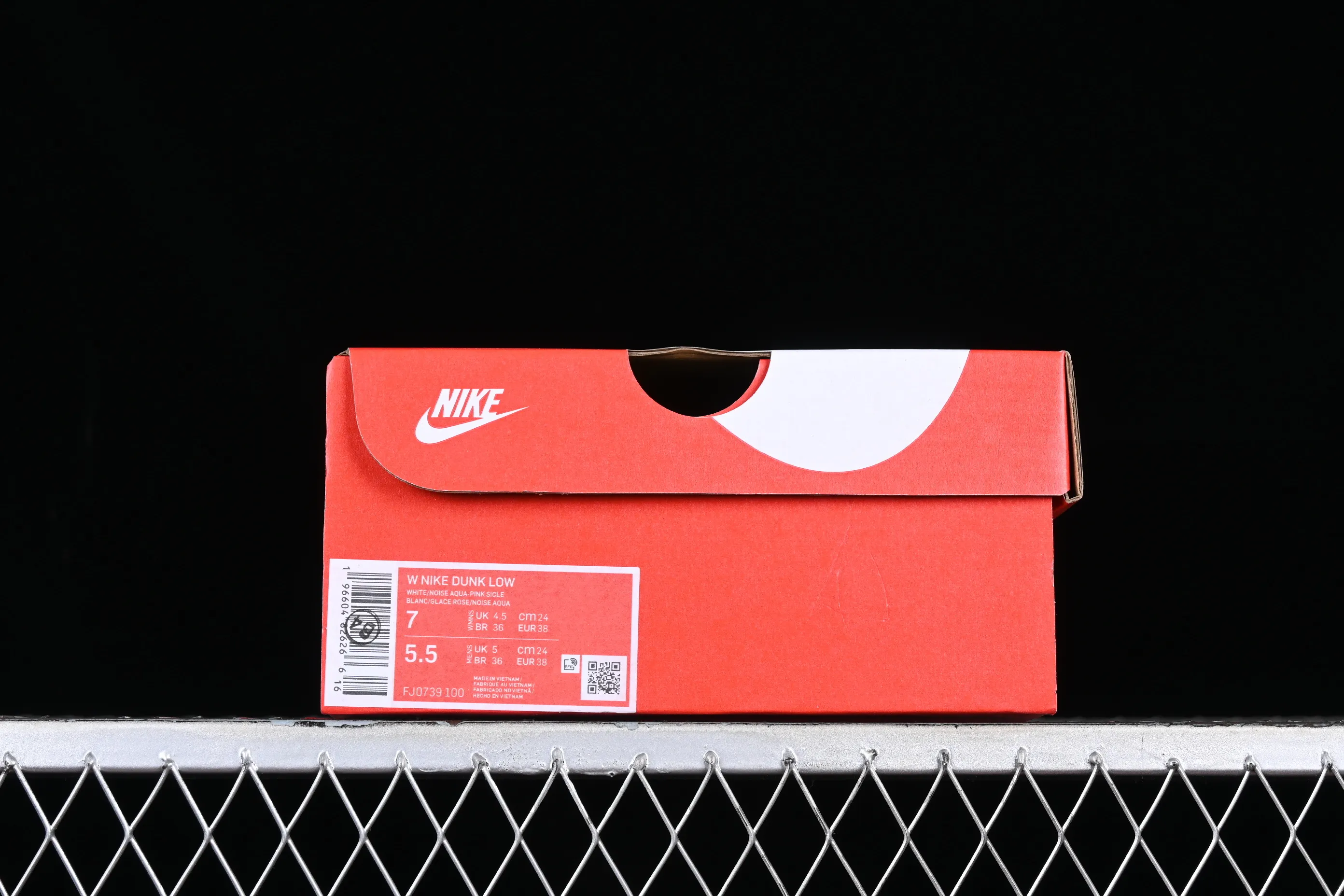 All categories Nk SB Dunk series Nk SB Dunk Low low-top sneakers Nk Dunk Low "South Beach" South Coast color SB low-top casual sneakers FJ0739-100